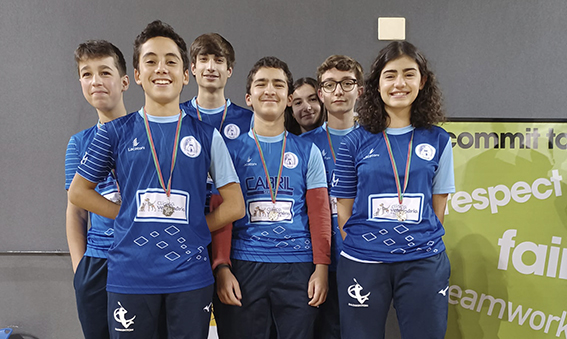 Associação Juvenil Clube Academia de Badminton R...