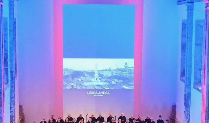 Coro Lausus encantou no Convento de São Francisco