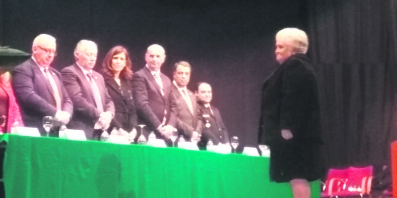 Manuela Redondo agraciada pelos Bombeiros da Azambuja