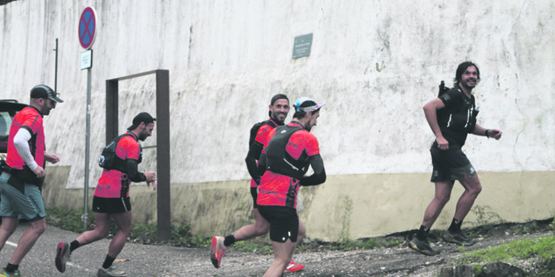 Trevim: Leia também Atleta corre 24 horas na Serra da Lousã contra cortes rasos