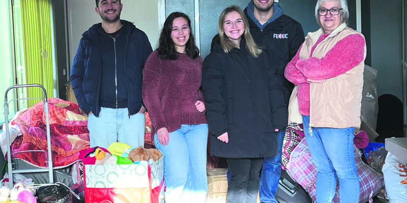 Associação Arauz em entrega de brinquedos