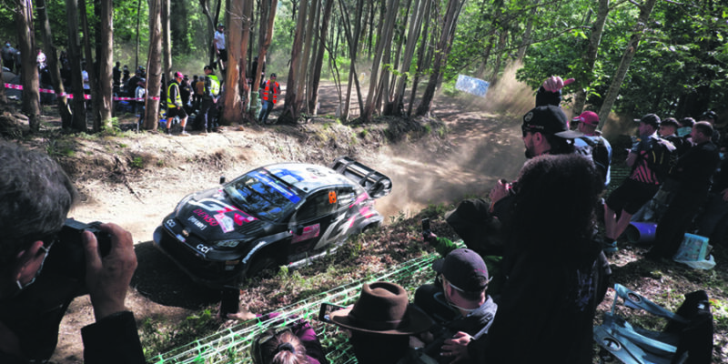 Milhares foram à serra para ver passar Rali de Portugal