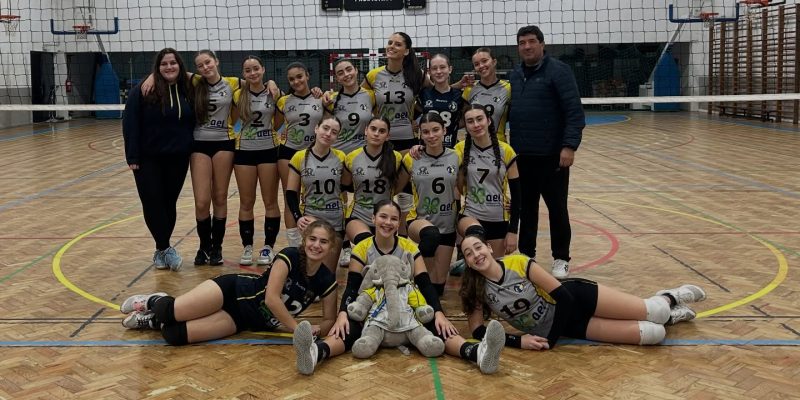 Cadetes do Lousã Volley Clube são bicampeãs reg...