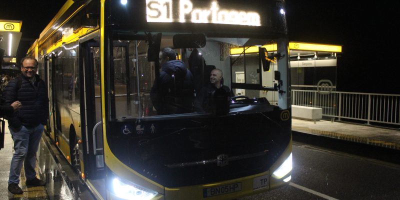 Ex-autarca critica ausência de Montenegro em Serp...