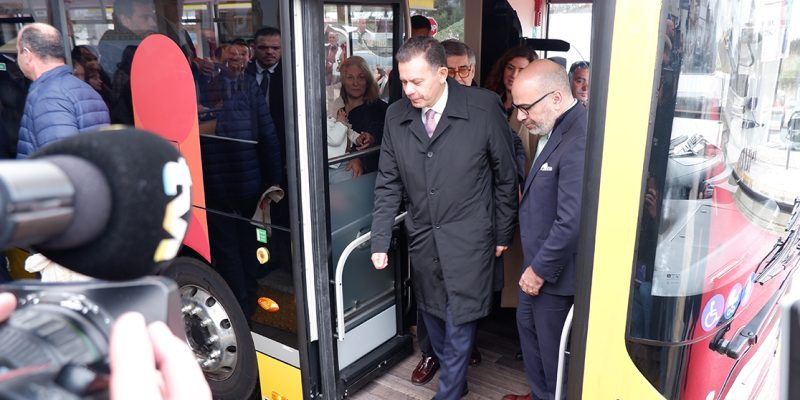 ‘Metrobus’ já transporta pessoas no troço da...