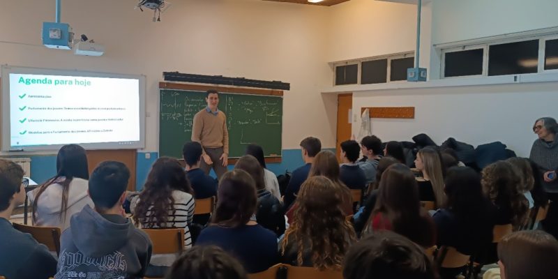 Literacia Financeira em debate na Escola Secundária