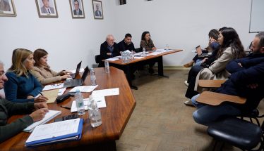 Junta empenhada em resolver assuntos pendentes