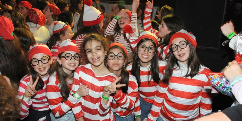 MiniCarnavolei vai juntar mais de 700 pessoas em P...