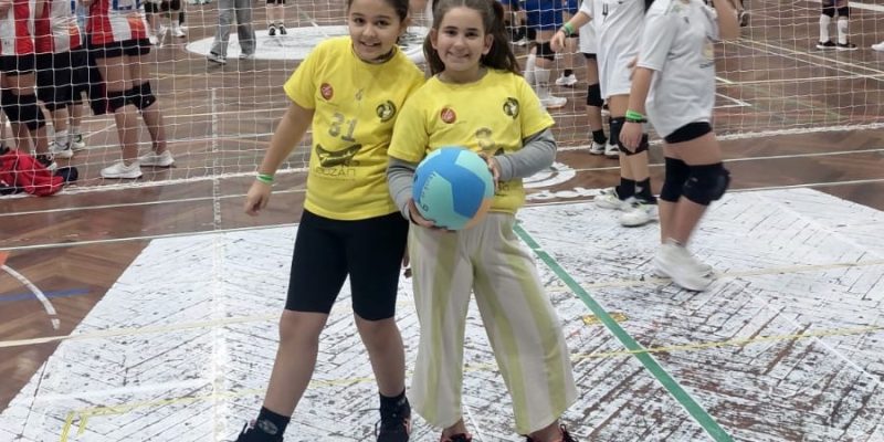 MiniCarnavolei bate recordes de participação