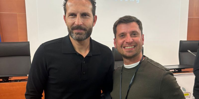 Sérgio Brandani representa Académica em Valênci...