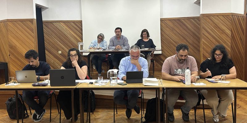 Lousã com resposta conjunta em função das prior...