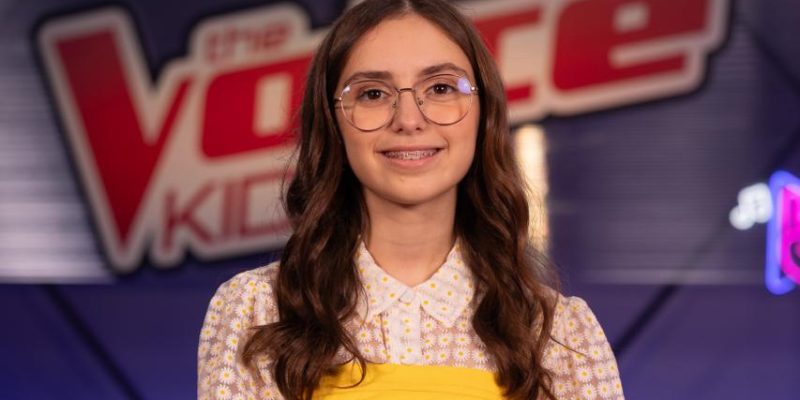 Vitória Fernandes segue o sonho no ‘The Voice K...